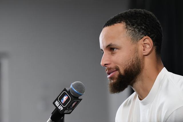 具备更高的 具备更高的